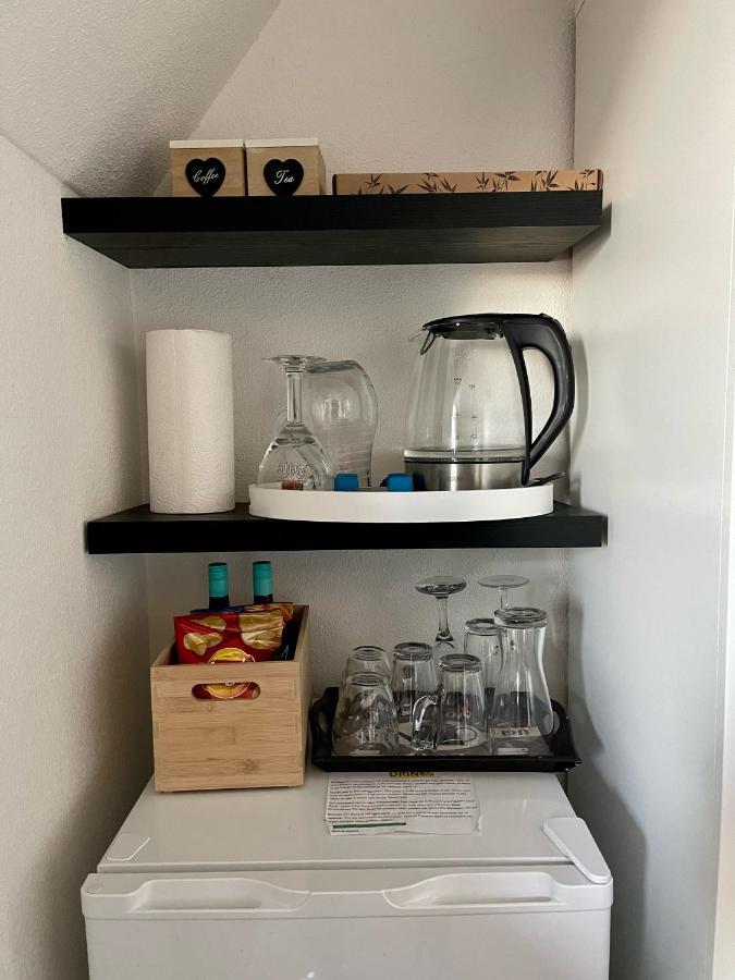 B&B De Wiekeborg Oude Pekela エクステリア 写真