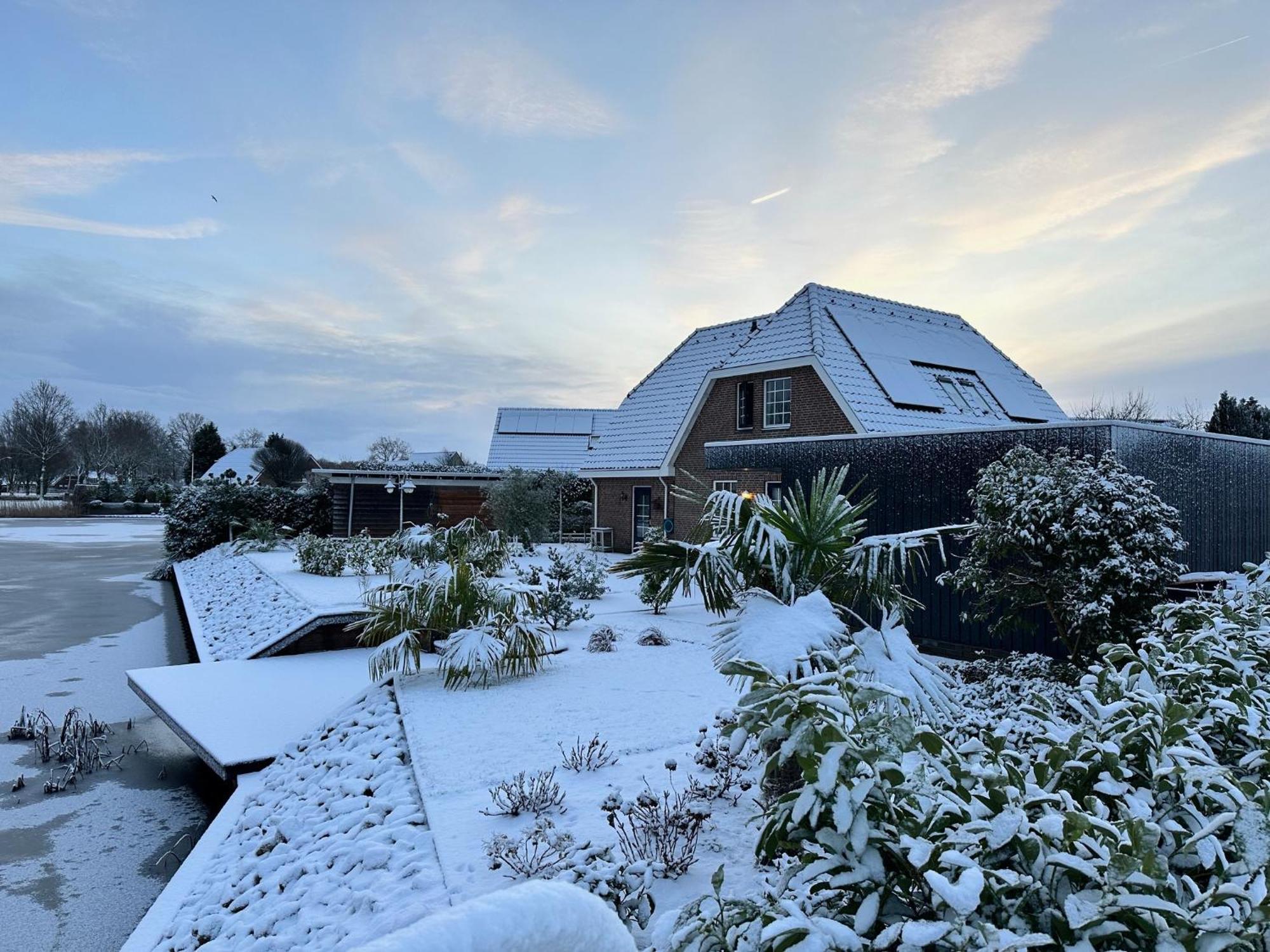B&B De Wiekeborg Oude Pekela エクステリア 写真