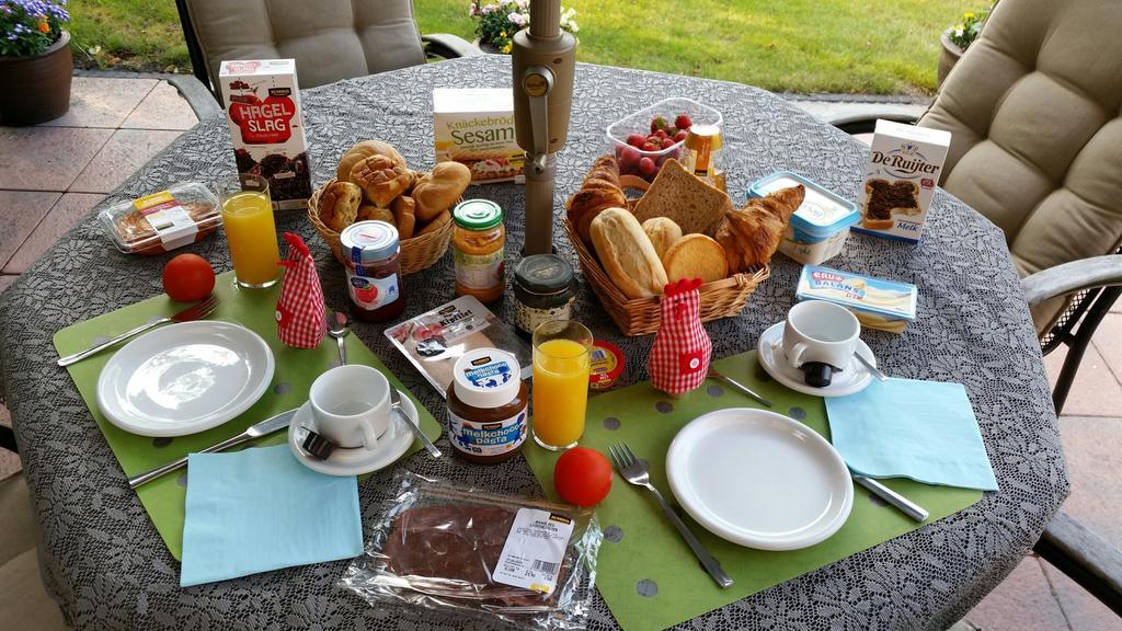 B&B De Wiekeborg Oude Pekela エクステリア 写真